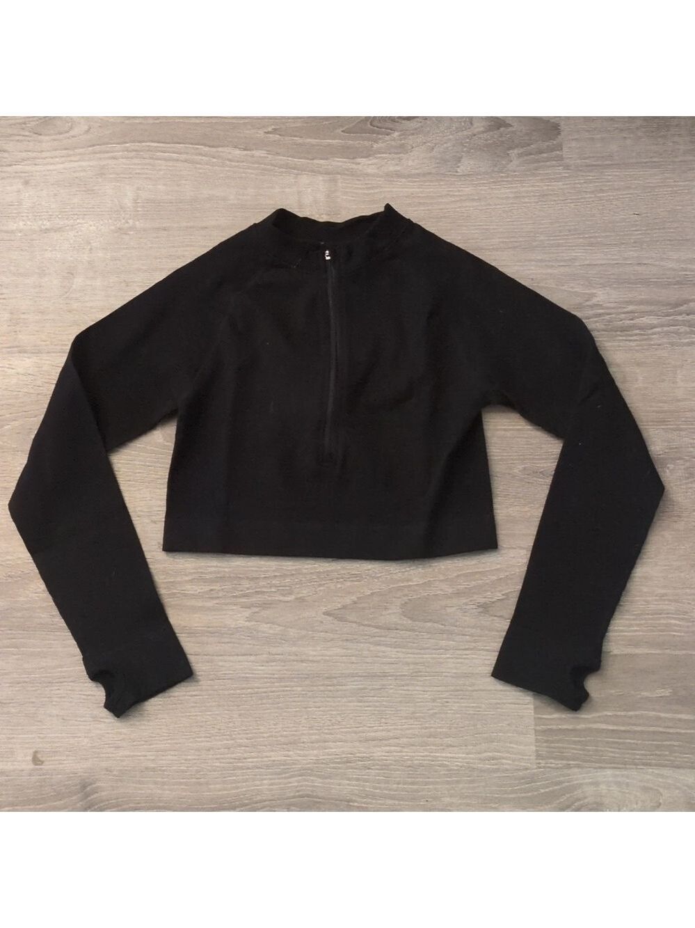 HIIT By Asos seamless rib 1/4 zip Crop  top in black Size Large